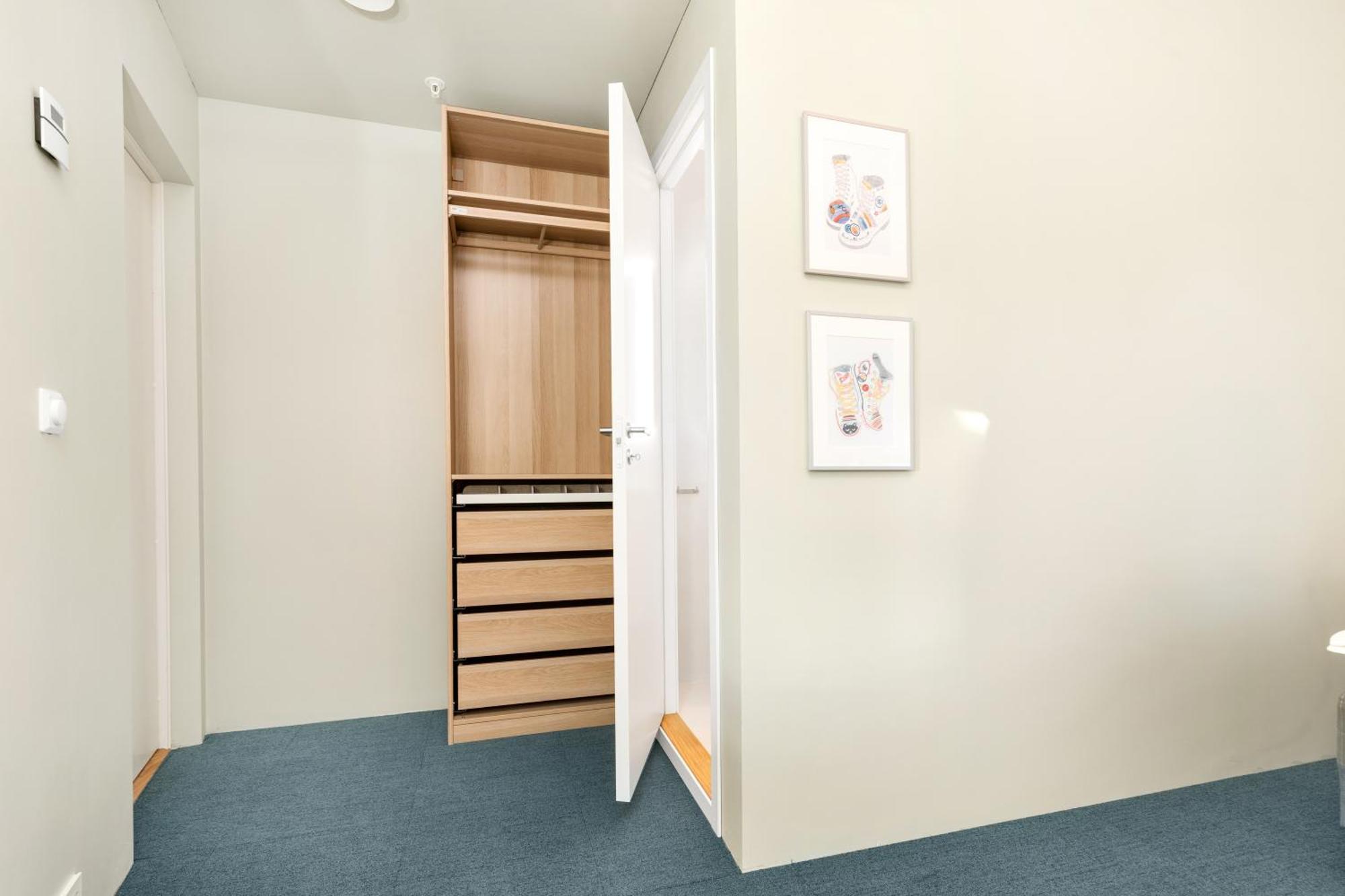 Central Guest House - Bedroom With Private Bathroom Stavanger Room photo