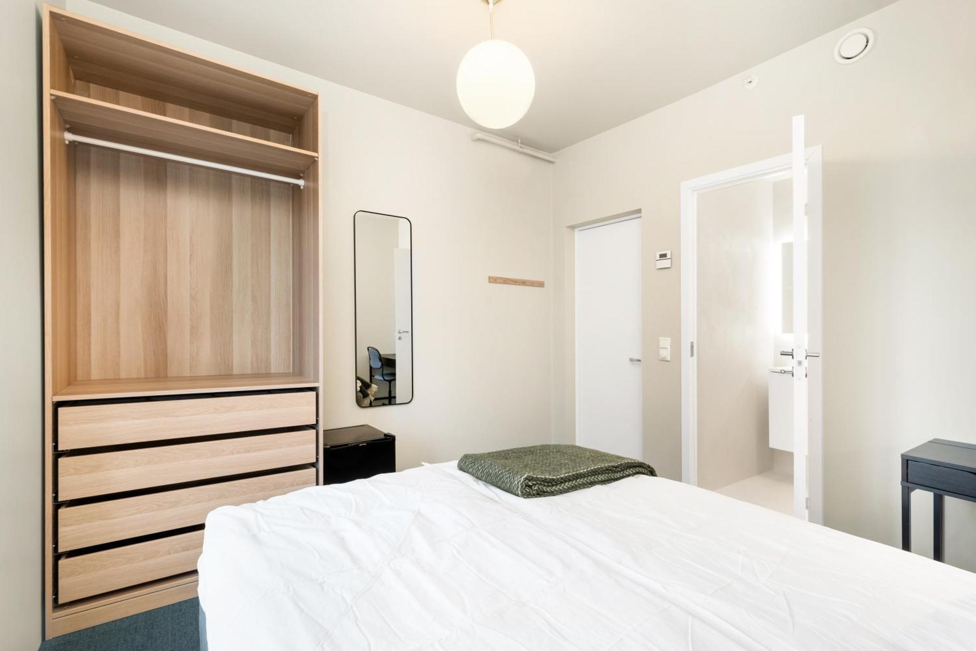Central Guest House - Bedroom With Private Bathroom Stavanger Room photo